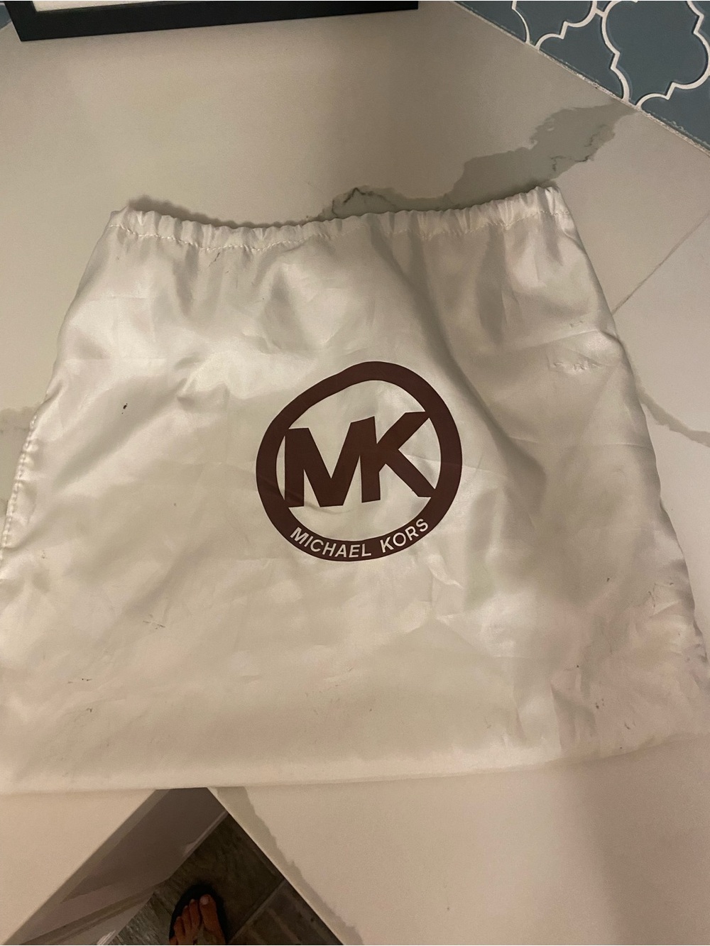 Barely used MK bag - Picture 12 of 13